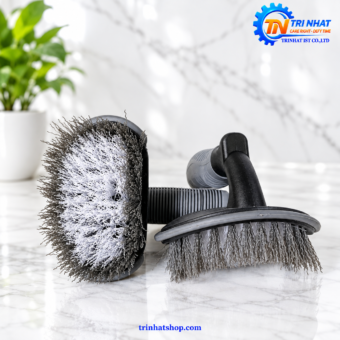 Bàn Chải Mặt Cong Cọ Lốp Chuyên Làm Sạch Bề Mặt Lốp (Màu Xám, Size 16cm)